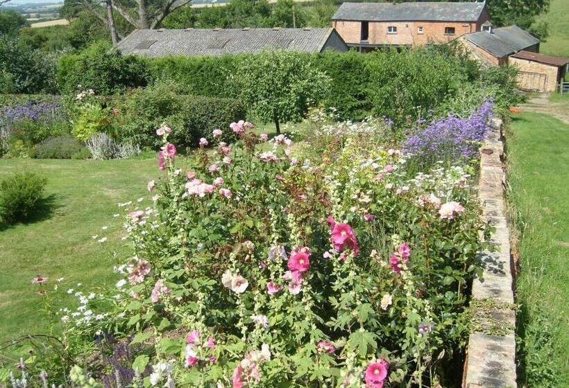 The Hall Farm Bed And Breakfast