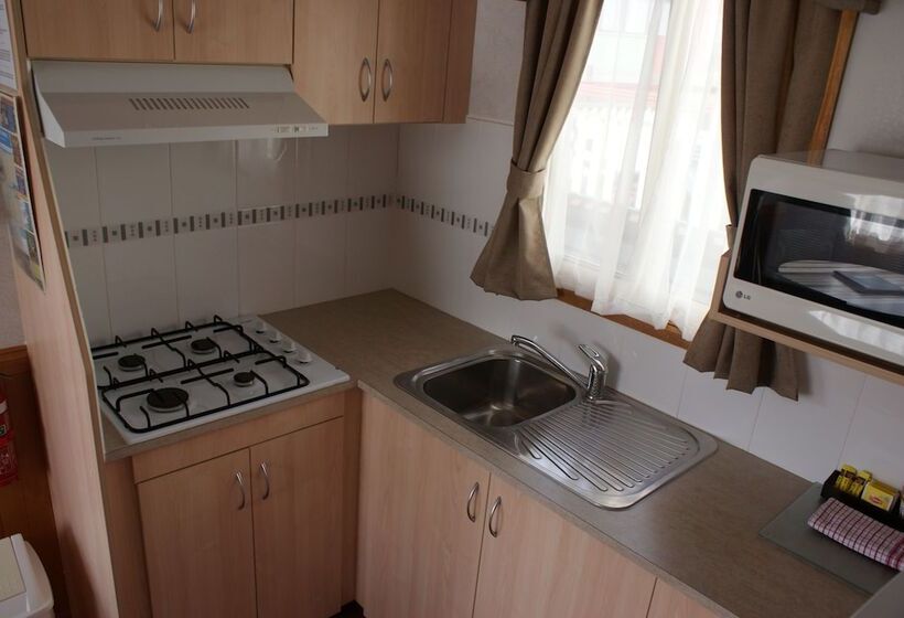 Warrnambool Motel And Holiday Park