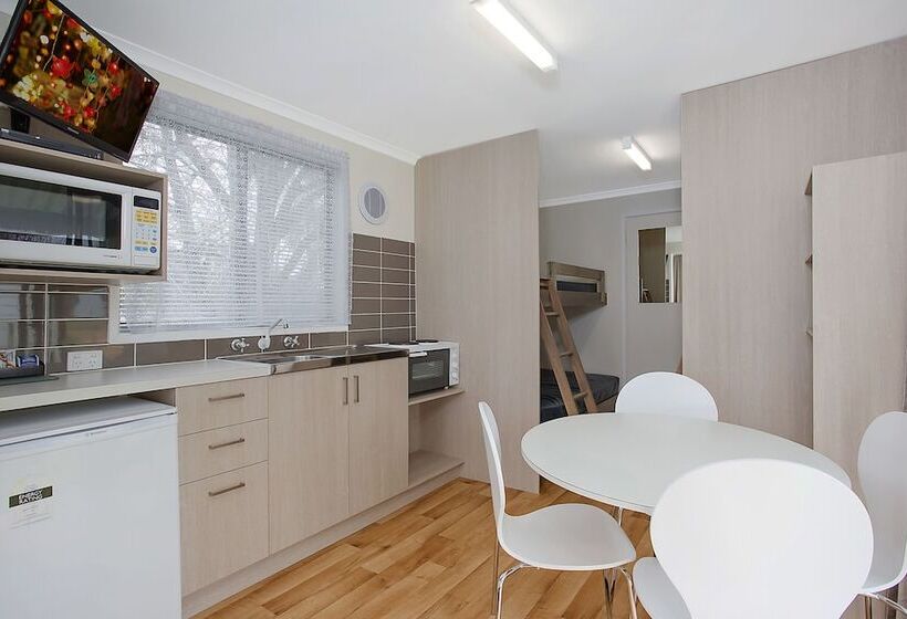 Warrnambool Motel And Holiday Park
