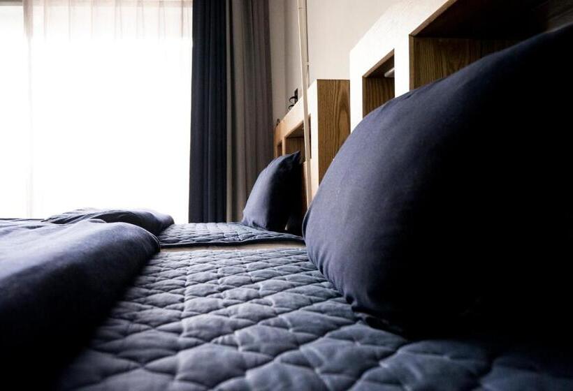 ユースホステル That House Hongdae