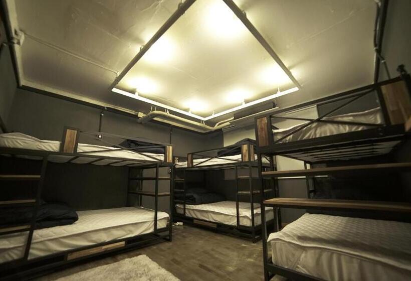 ユースホステル That House Hongdae