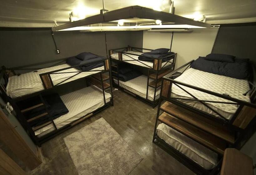 ユースホステル That House Hongdae