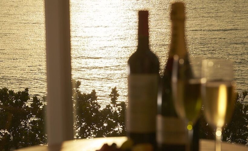 Beach Front Tower Mihama By Dsh