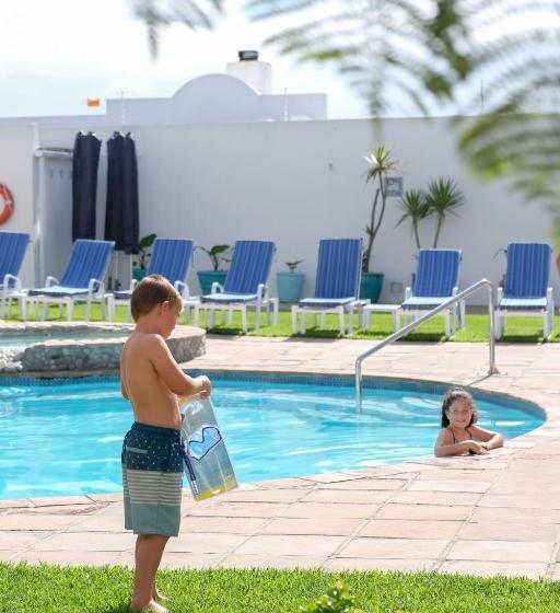 בית מלון כפרי Arniston Spa