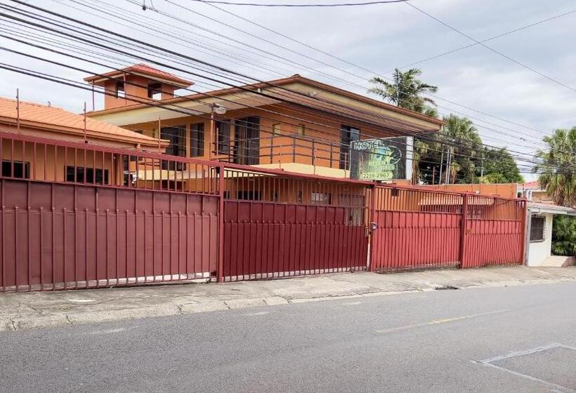 فندق Belen Suites