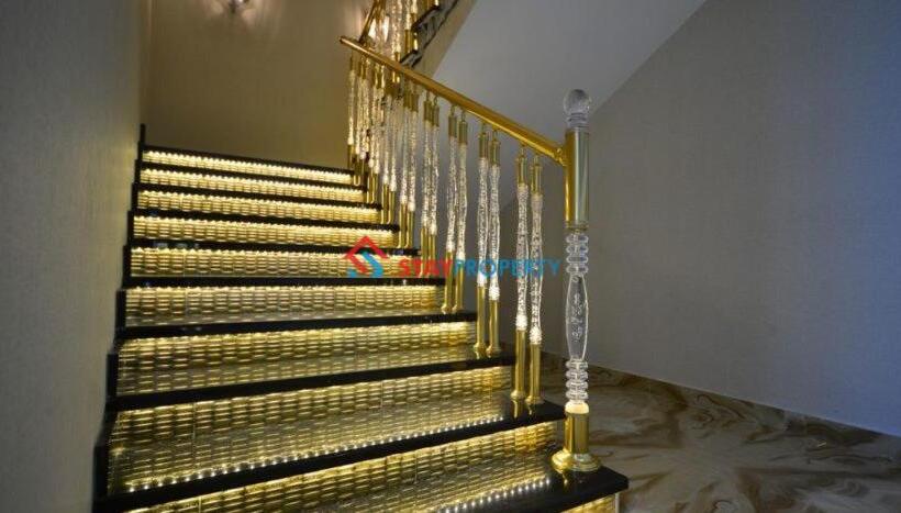 בית מלון כפרי Calista, Empire, Seven Stars Residence