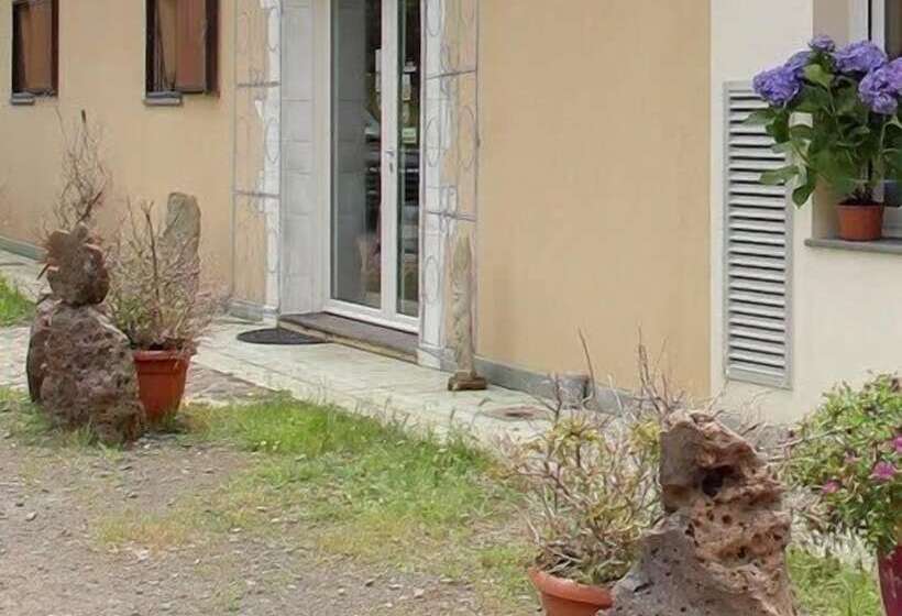 בית מלון כפרי Country Resort Capo Nieddu