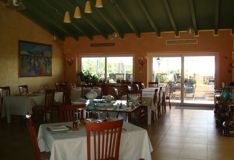 בית מלון כפרי Country Resort Capo Nieddu