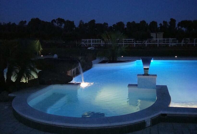 בית מלון כפרי Country Resort Capo Nieddu