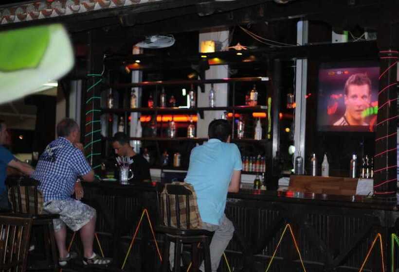 Отель Exelsior Annex