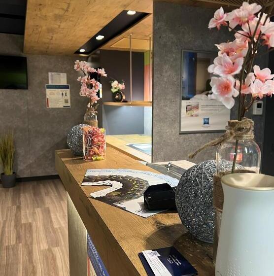 Отель Ibis Budget Besancon Ouest