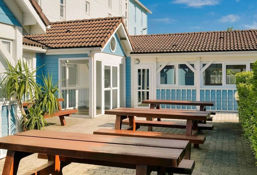 호텔 Ibis Budget Chambéry Centreville