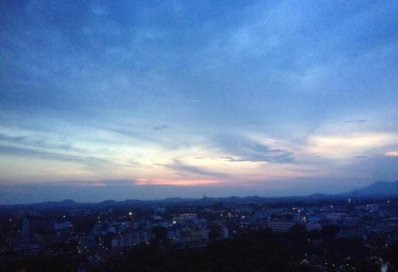 K.p. Grand Hotel Chanthaburi