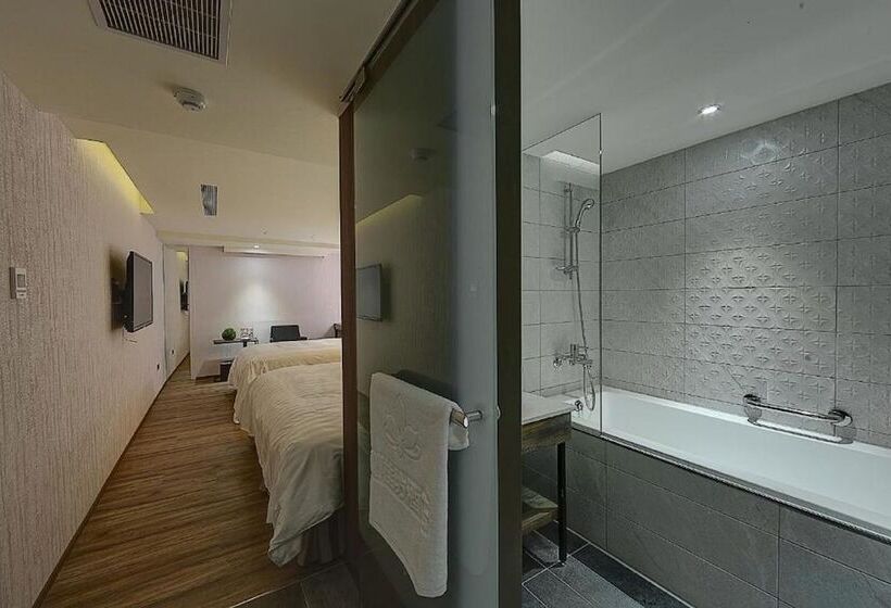 هتل Lan Kwai Fong Garden