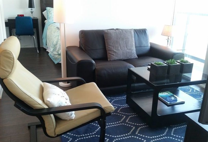 Отель Life Suites Soho Cn Tower And Lake View