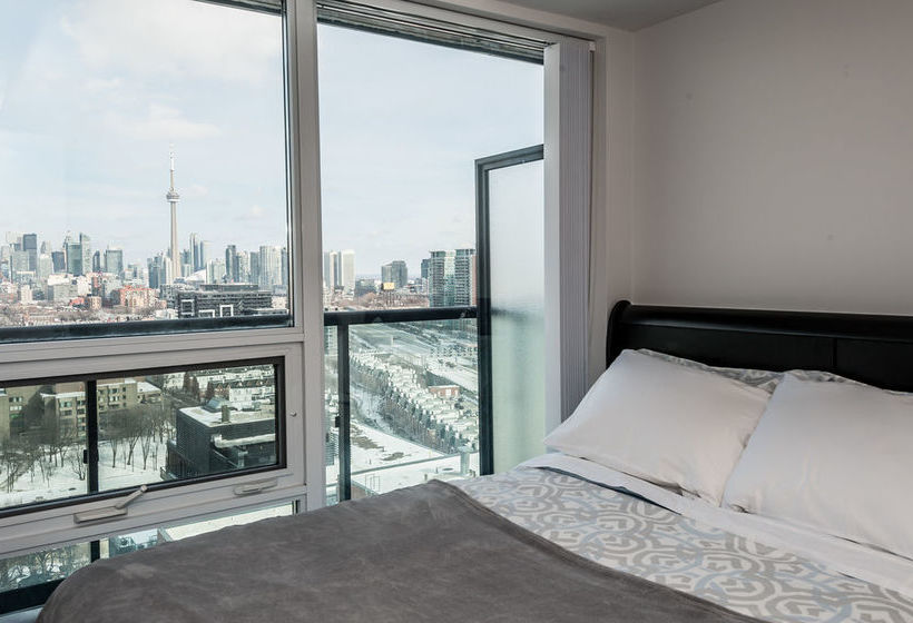 Отель Life Suites Soho Cn Tower And Lake View