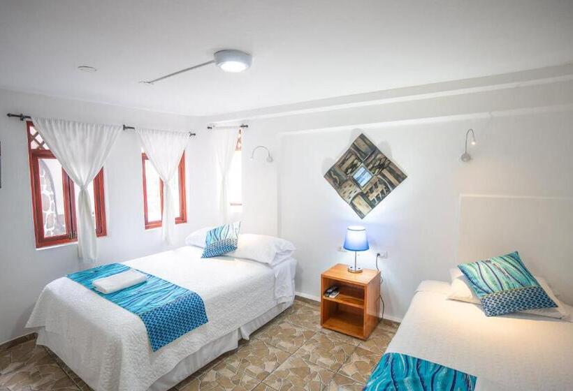 هتل Maidith Galapagos Inn