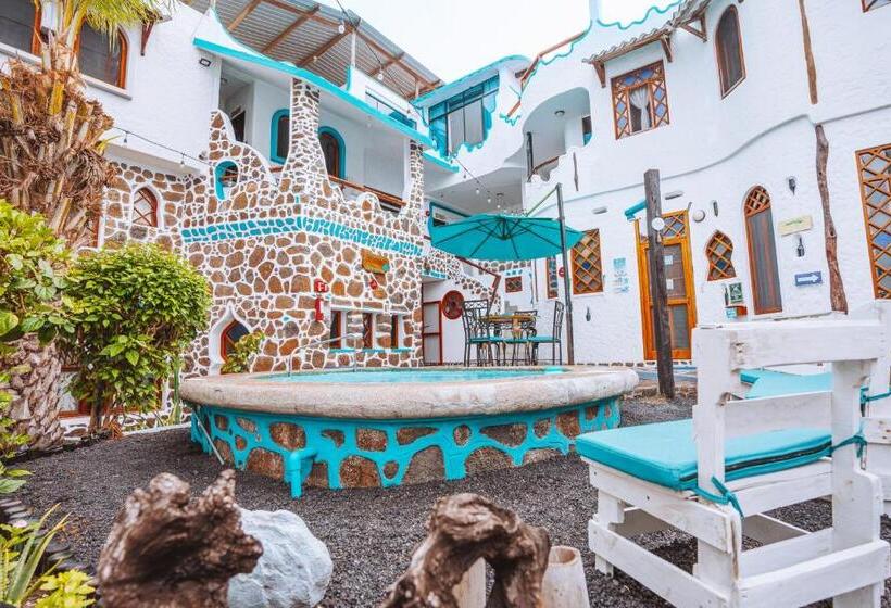 هتل Maidith Galapagos Inn