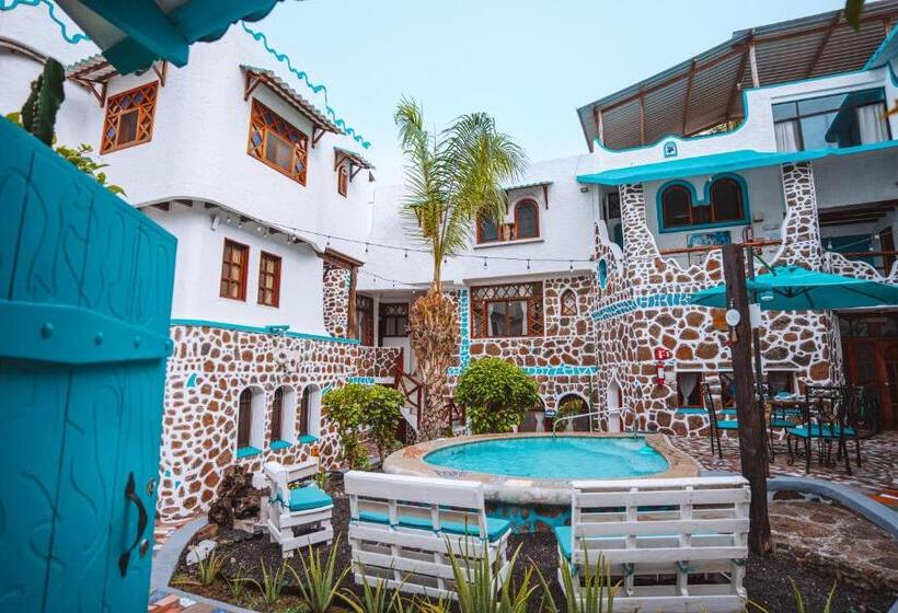 هتل Maidith Galapagos Inn