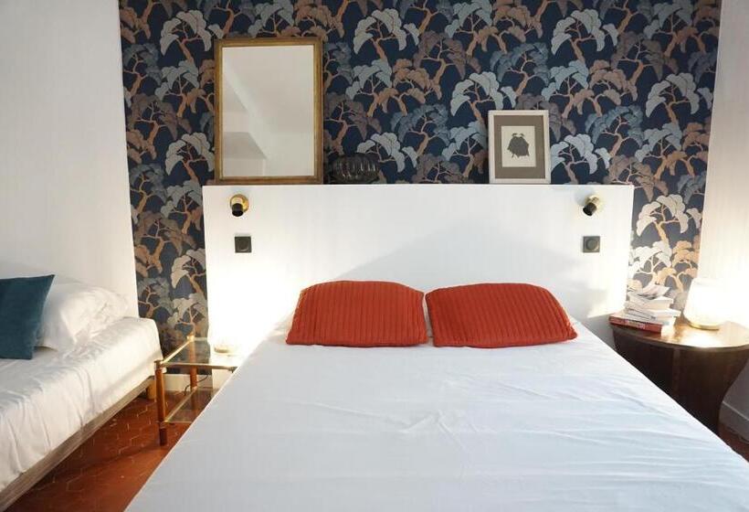 Отель Maison Bagatelle