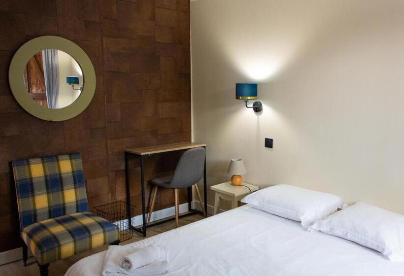 Отель Maison Bagatelle