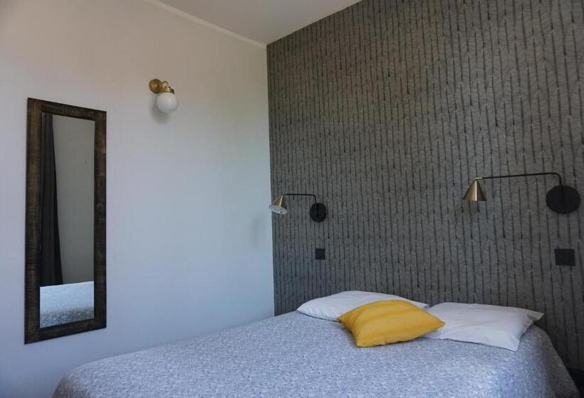 Отель Maison Bagatelle