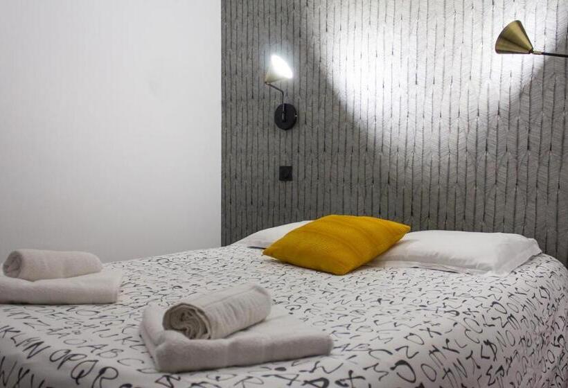 Отель Maison Bagatelle