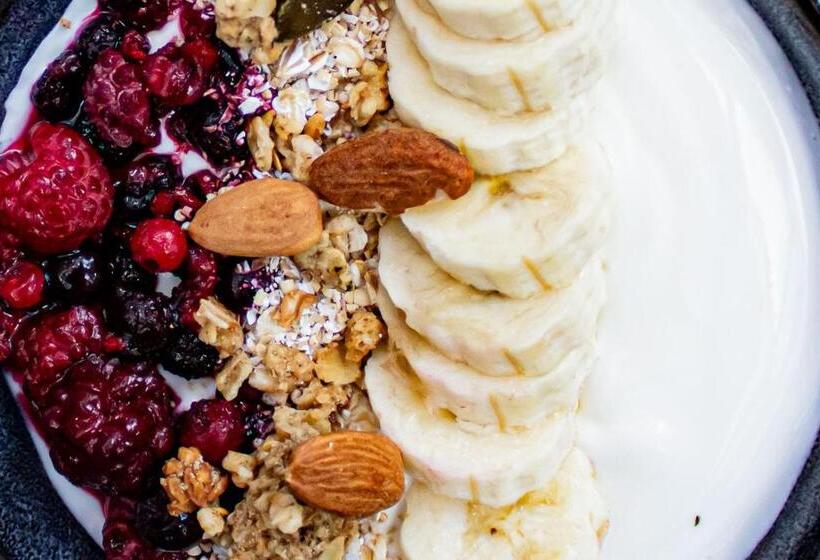 Отель Maison Bagatelle