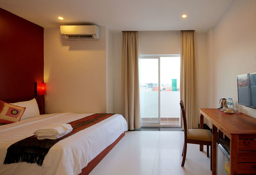 בית מלון כפרי New Midtown