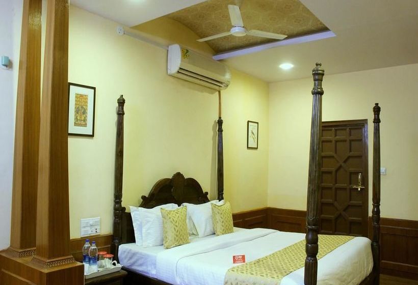 هتل Flagship 2421  The Ishani