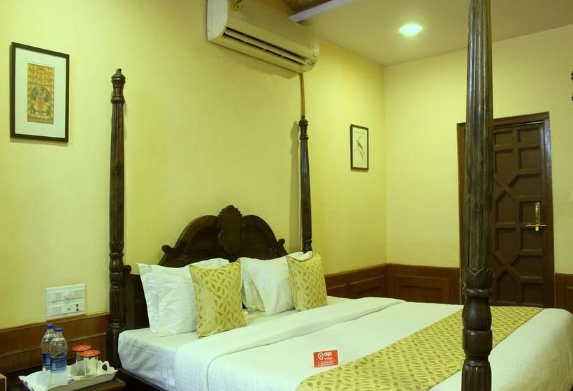 هتل Flagship 2421  The Ishani