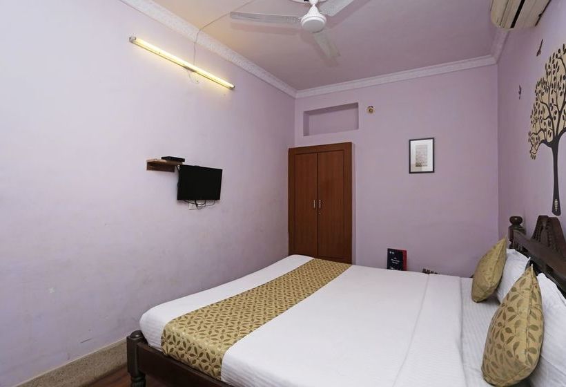 هتل Flagship 2421  The Ishani