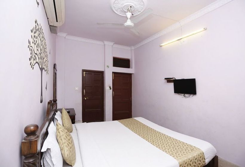 هتل Flagship 2421  The Ishani