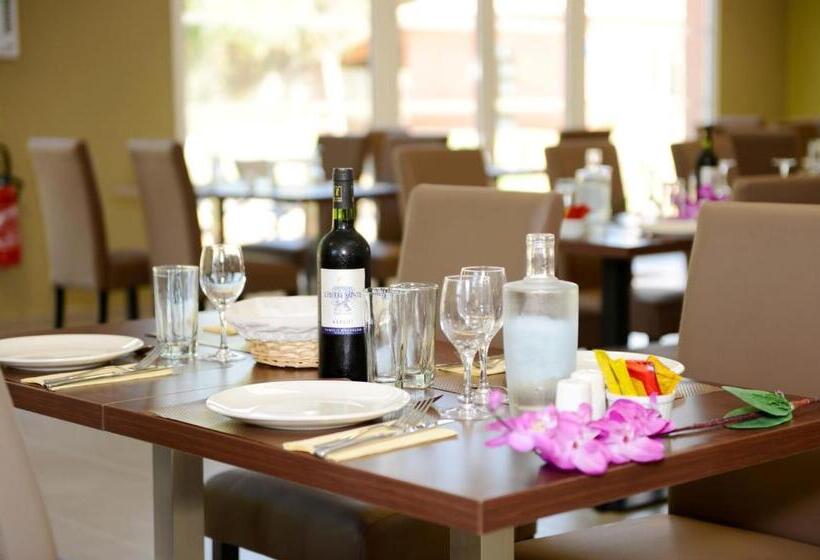 בית מלון כפרי Résidence Odalys Côté Canal