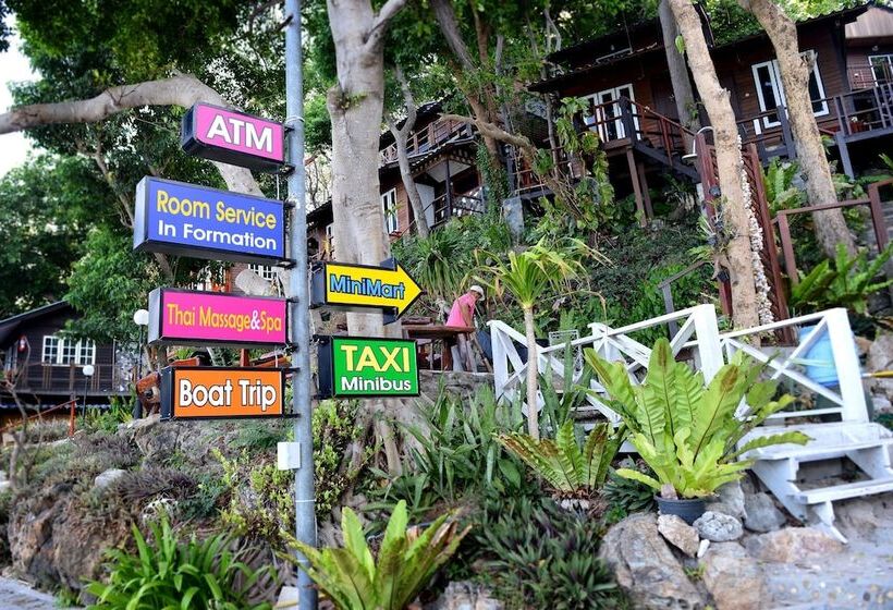 فندق Sangthian Beach Resort