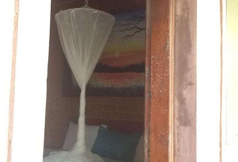 هتل Tanji Bird Reserve Eco Lodge   Adults Only