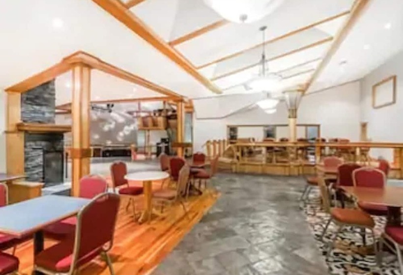 فندق The Inn At Plantation