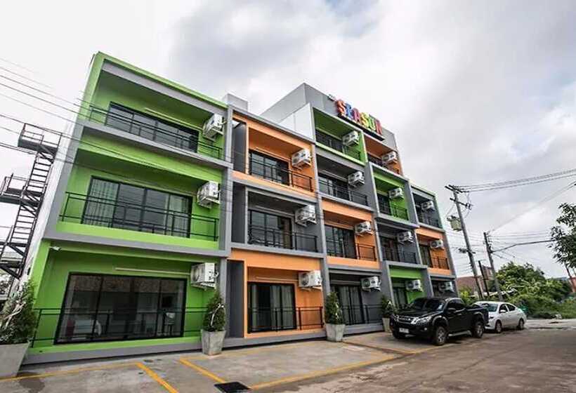Otel The Season Airport Udonthani