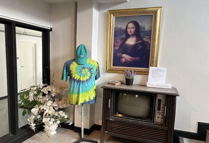 Otel The Season Airport Udonthani