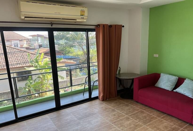 Otel The Season Airport Udonthani