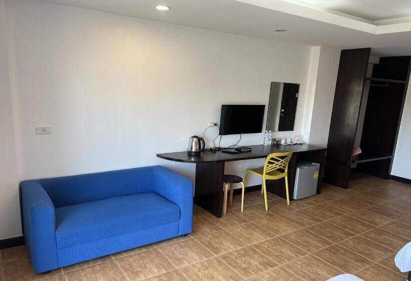 Otel The Season Airport Udonthani