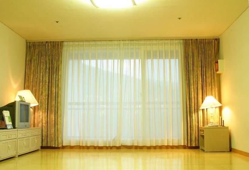 Hotel Mona Yongpyong Tower Condominium