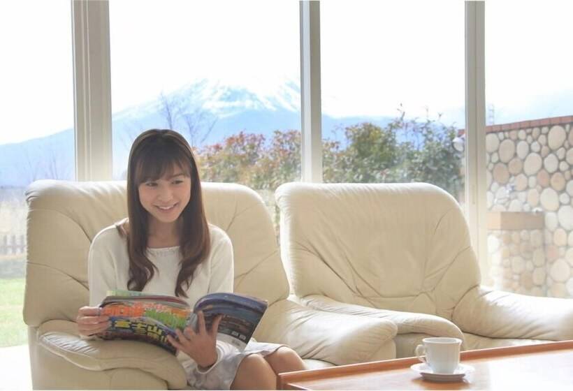 Kawaguchiko Urban Resort Villa