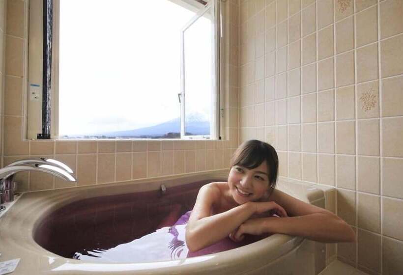 Kawaguchiko Urban Resort Villa