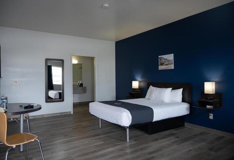 فندق على الطريق The Beaverhead Lodge