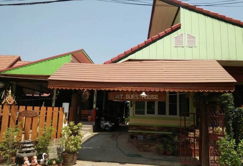 פנסיון 4t Guesthouse