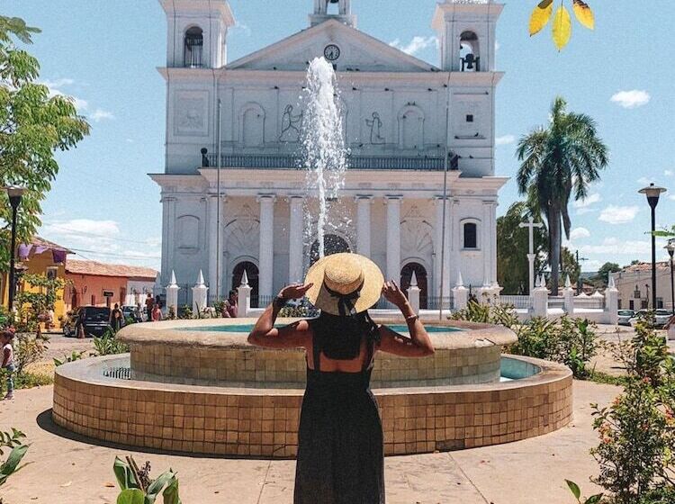 ペンション Casa 1800 Suchitoto