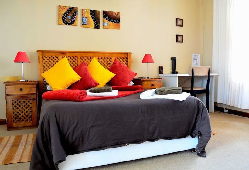 ペンション 9 On Rigg Self Catering Accommodation