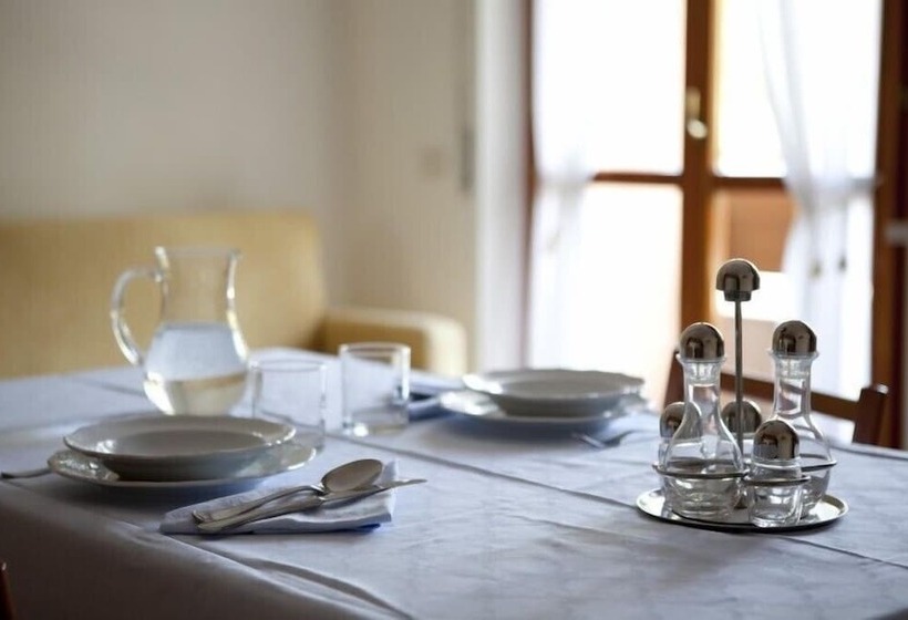 Отель Health House