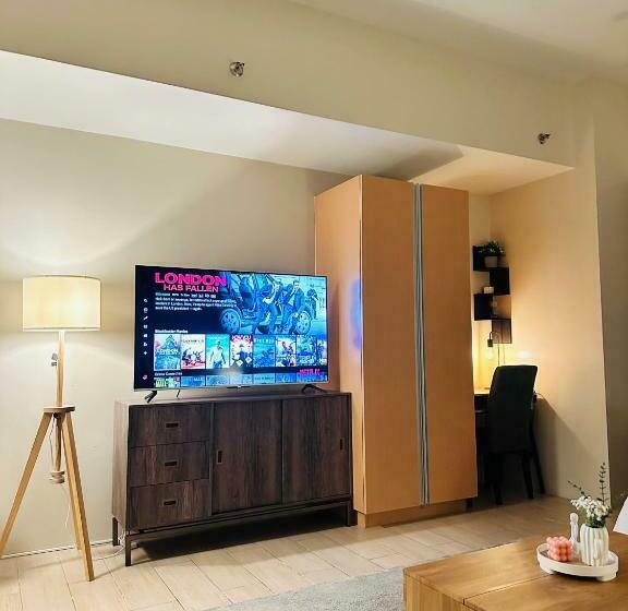 81 Newport Condominium Cluster 5 3a By Rechelle Nunag